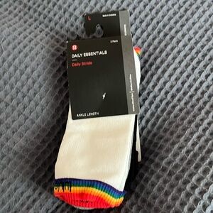 Lululemon Daily Stride Ankle Socks - Large (9.5-12) - 3 pack